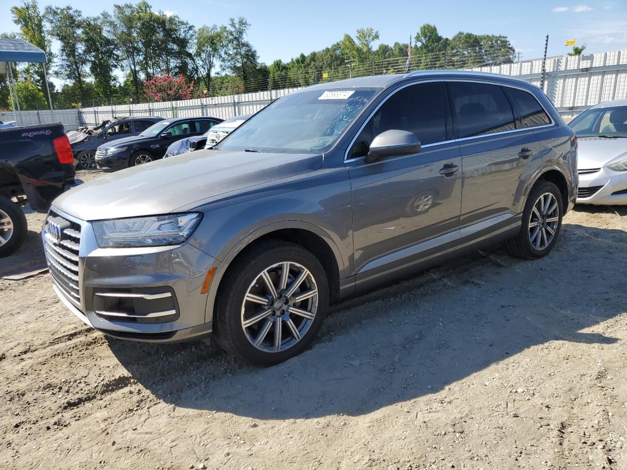 WA1LAAF7XHD053825 2017 Audi Q7 Premium Plus