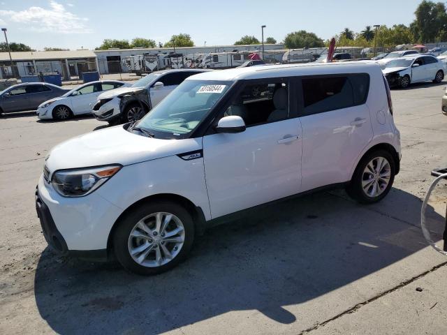 VIN KNDJP3A53F7190209 2015 KIA Soul, + no.1