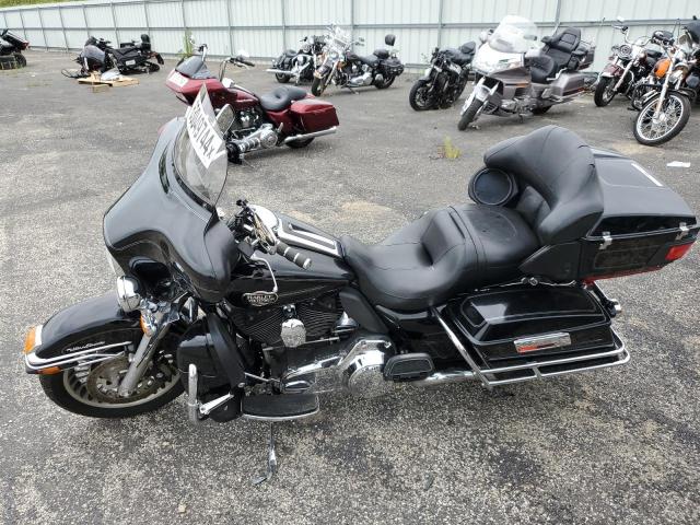 2010 HARLEY-DAVIDSON FLHTCU 1HD1FC414AB619289