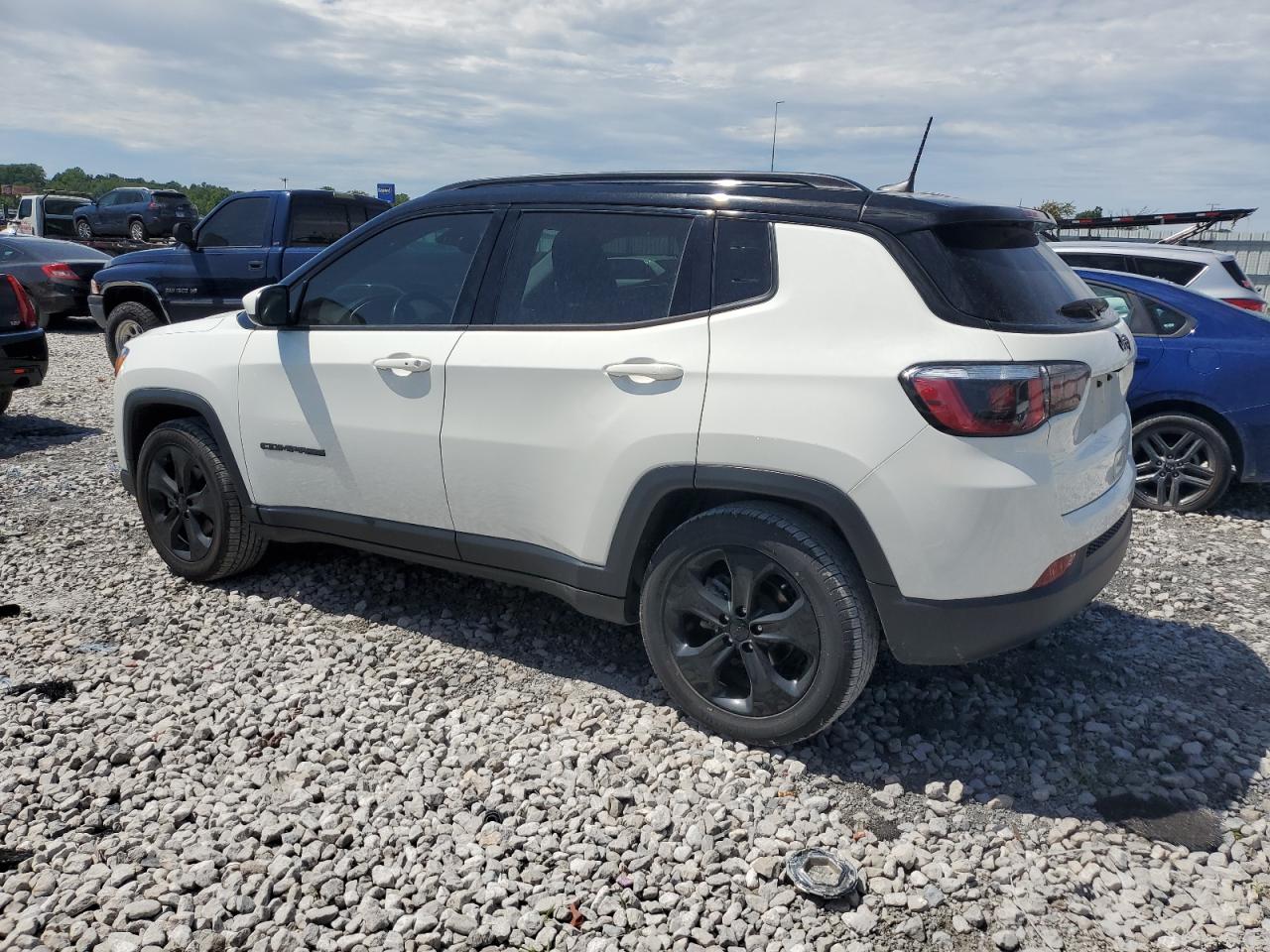 3C4NJCBB2KT692920 2019 Jeep Compass Latitude