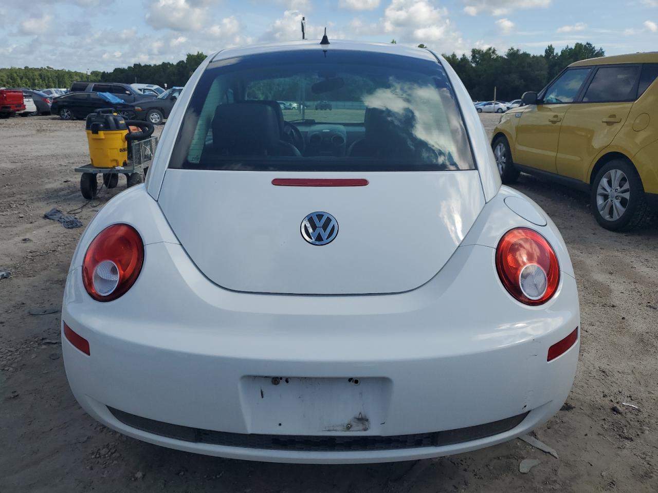 3VWPG3AG0AM008828 2010 Volkswagen New Beetle