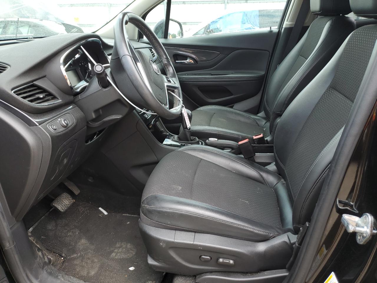 KL4CJESB8JB603008 2018 Buick Encore Preferred