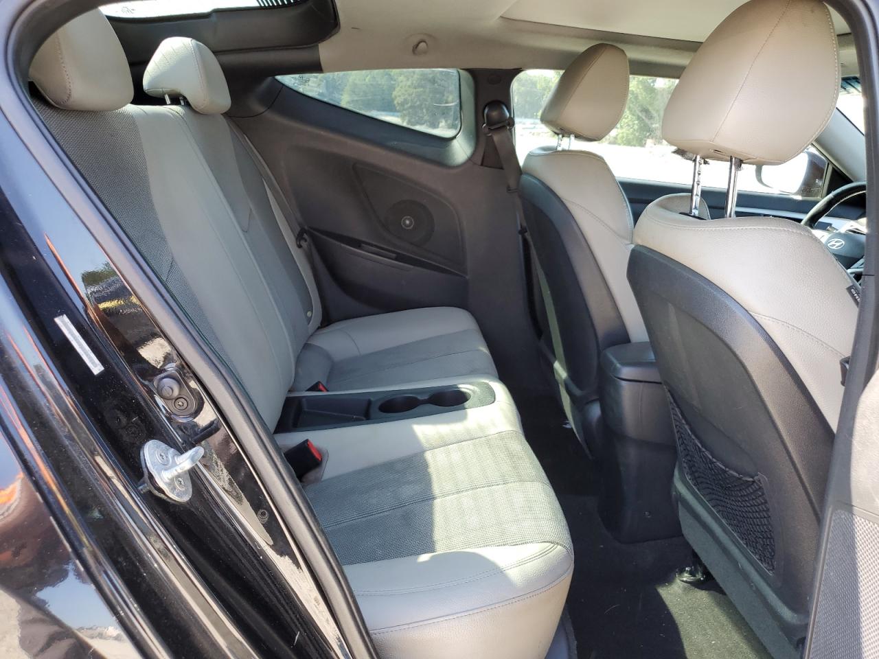 KMHTC6AD2DU164112 2013 Hyundai Veloster