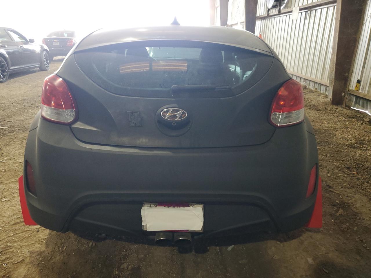 KMHTC6AD4HU322858 2017 Hyundai Veloster