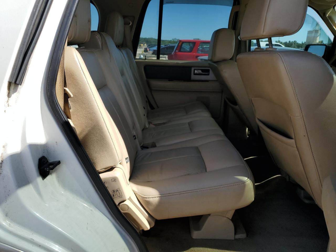 1FMFU17508LA28991 2008 Ford Expedition Eddie Bauer