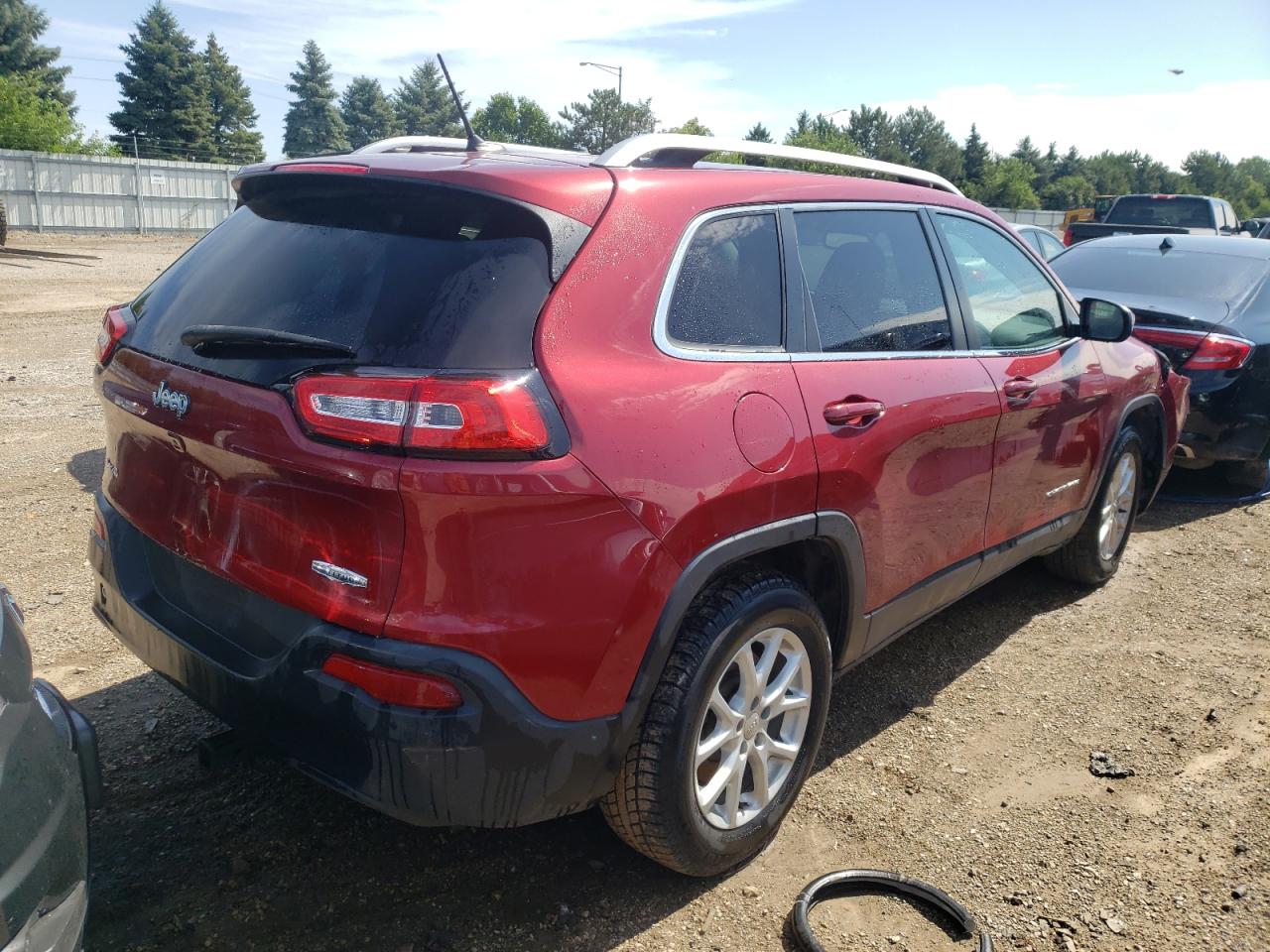 2016 Jeep Cherokee Latitude vin: 1C4PJMCB6GW245294