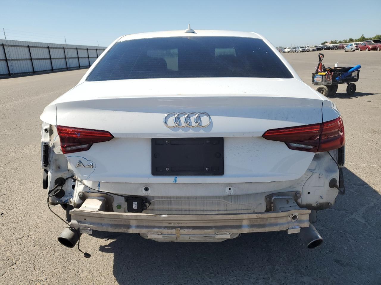 WAULNAF40HN015933 2017 Audi A4 Premium Plus