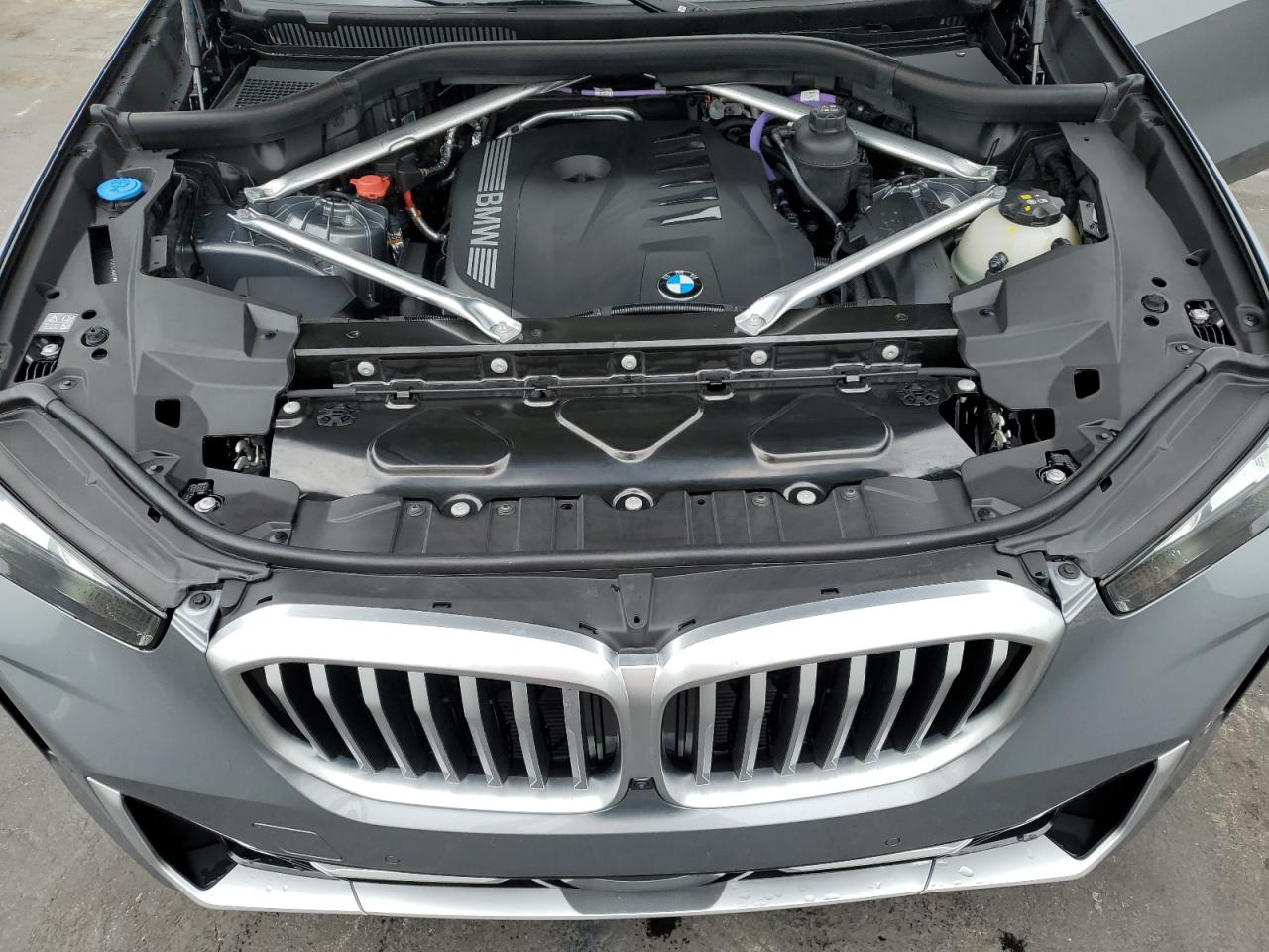 5UX13EU04R9V06585 2024 BMW X5 Sdrive 40I