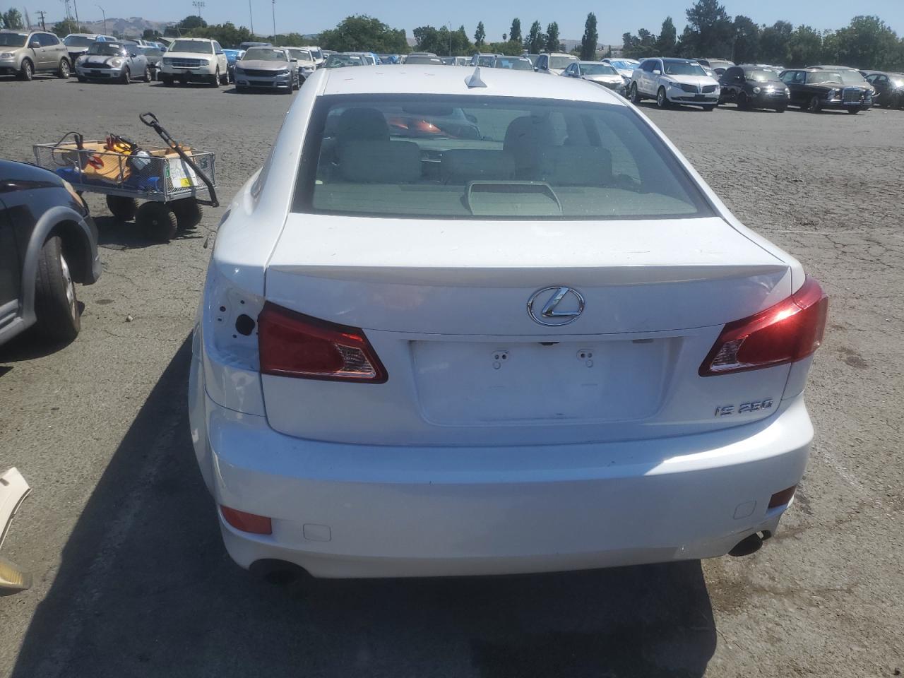 JTHBF5C29B5148332 2011 Lexus Is 250