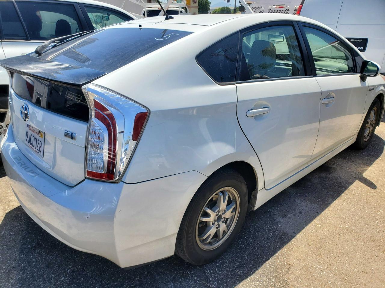 2015 Toyota Prius vin: JTDKN3DU0F0481689