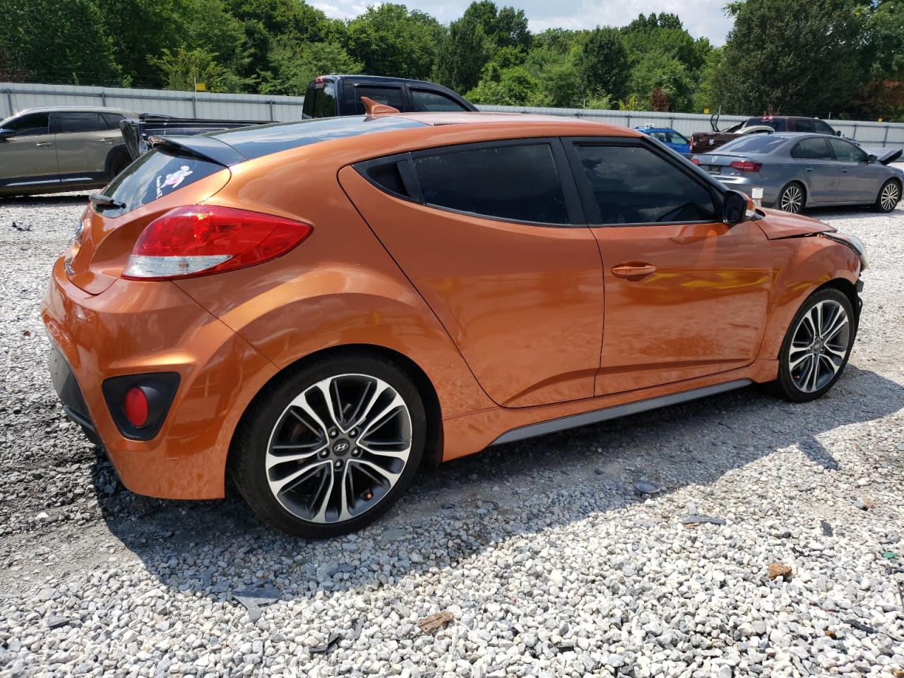 Lot #2996866837 2016 HYUNDAI VELOSTER T