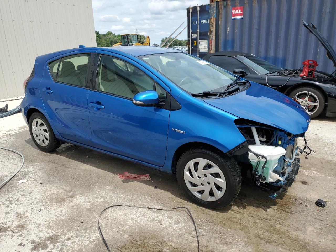 JTDKDTB3XF1097636 2015 Toyota Prius C