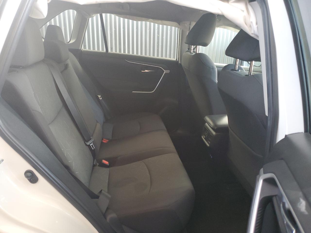 2T3W1RFV7NW190171 2022 Toyota Rav4 Xle