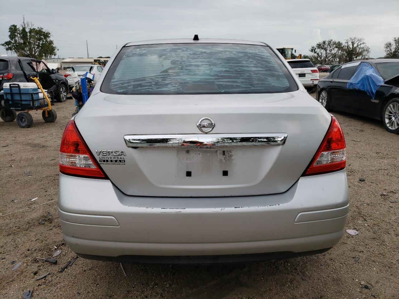 3N1BC1AP8BL361101 2011 Nissan Versa S