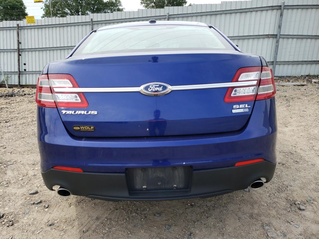 1FAHP2H83FG110535 2015 Ford Taurus Sel