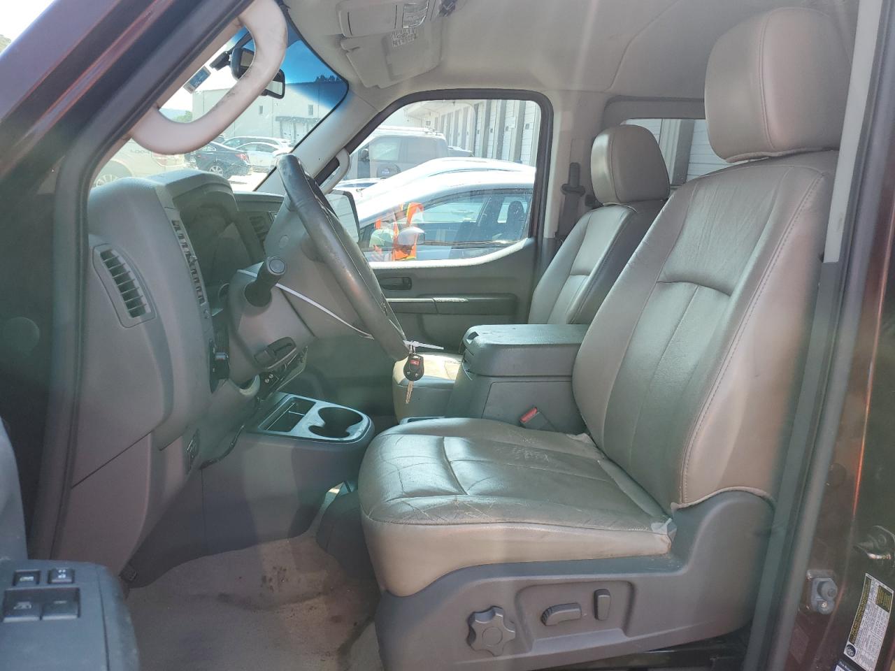 5BZAF0AA1EN160294 2014 Nissan Nv 3500 S