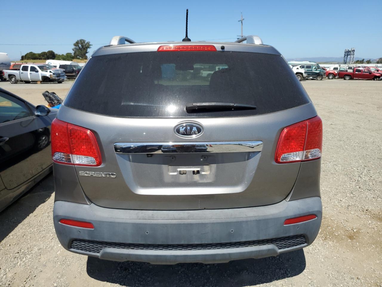 5XYKT3A61DG348149 2013 Kia Sorento Lx