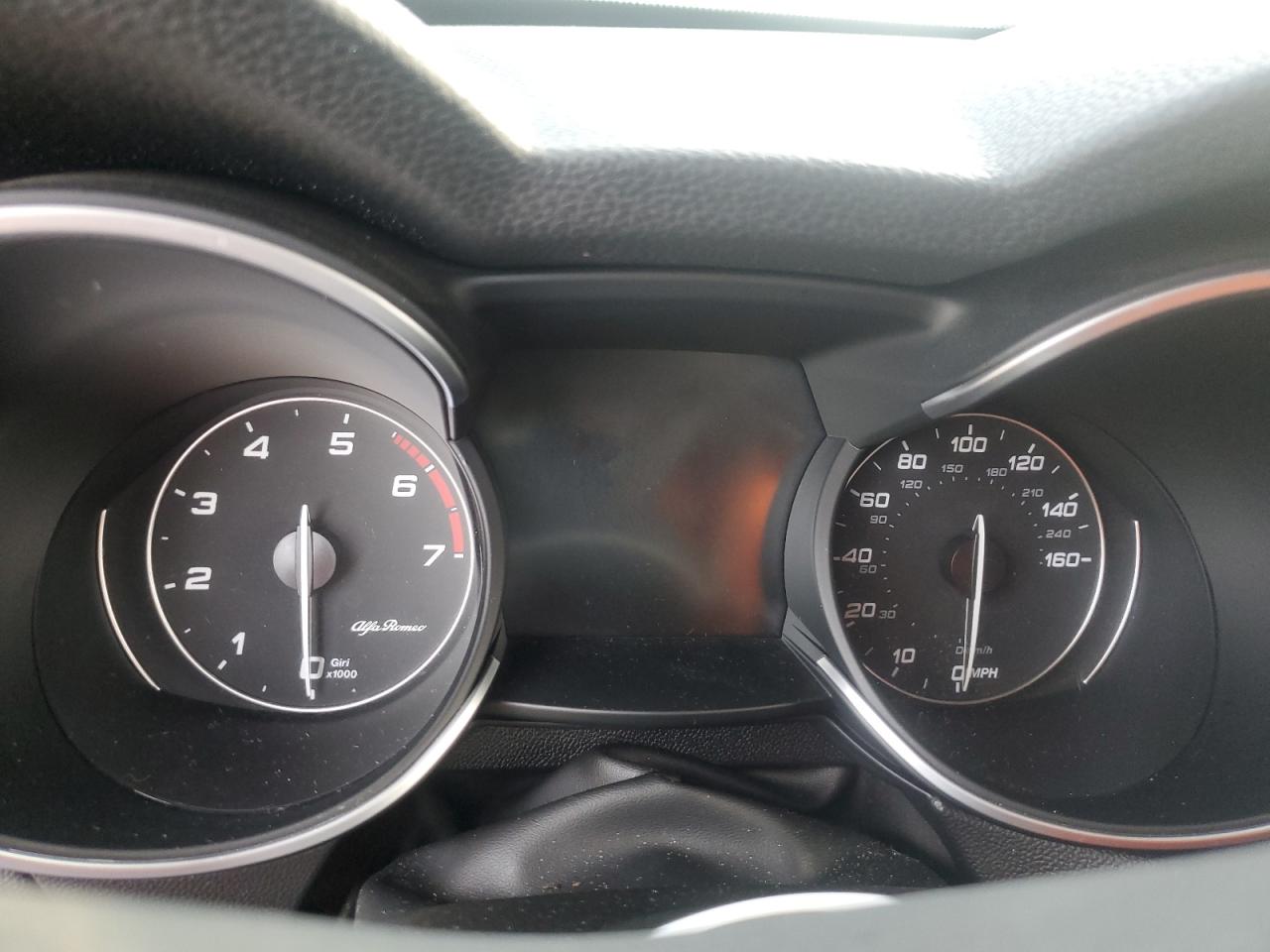 ZASFAKAN5J7B75129 2018 Alfa Romeo Stelvio