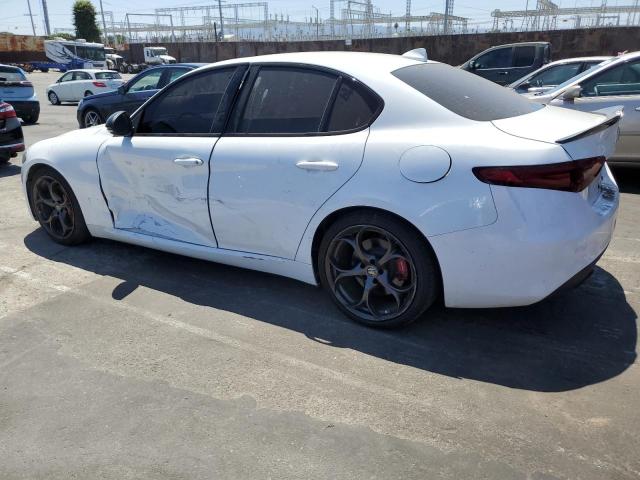 VIN ZARFAMAN2K7606442 2019 Alfa Romeo Giulia no.2