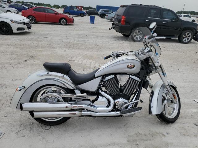 2005 VICTORY MOTORCYCLES KINGPIN - 5VPCB16D053009182