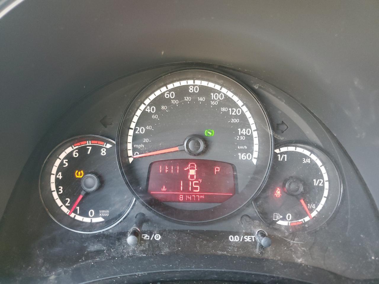 3VWF17AT0FM647929 2015 Volkswagen Beetle 1.8T