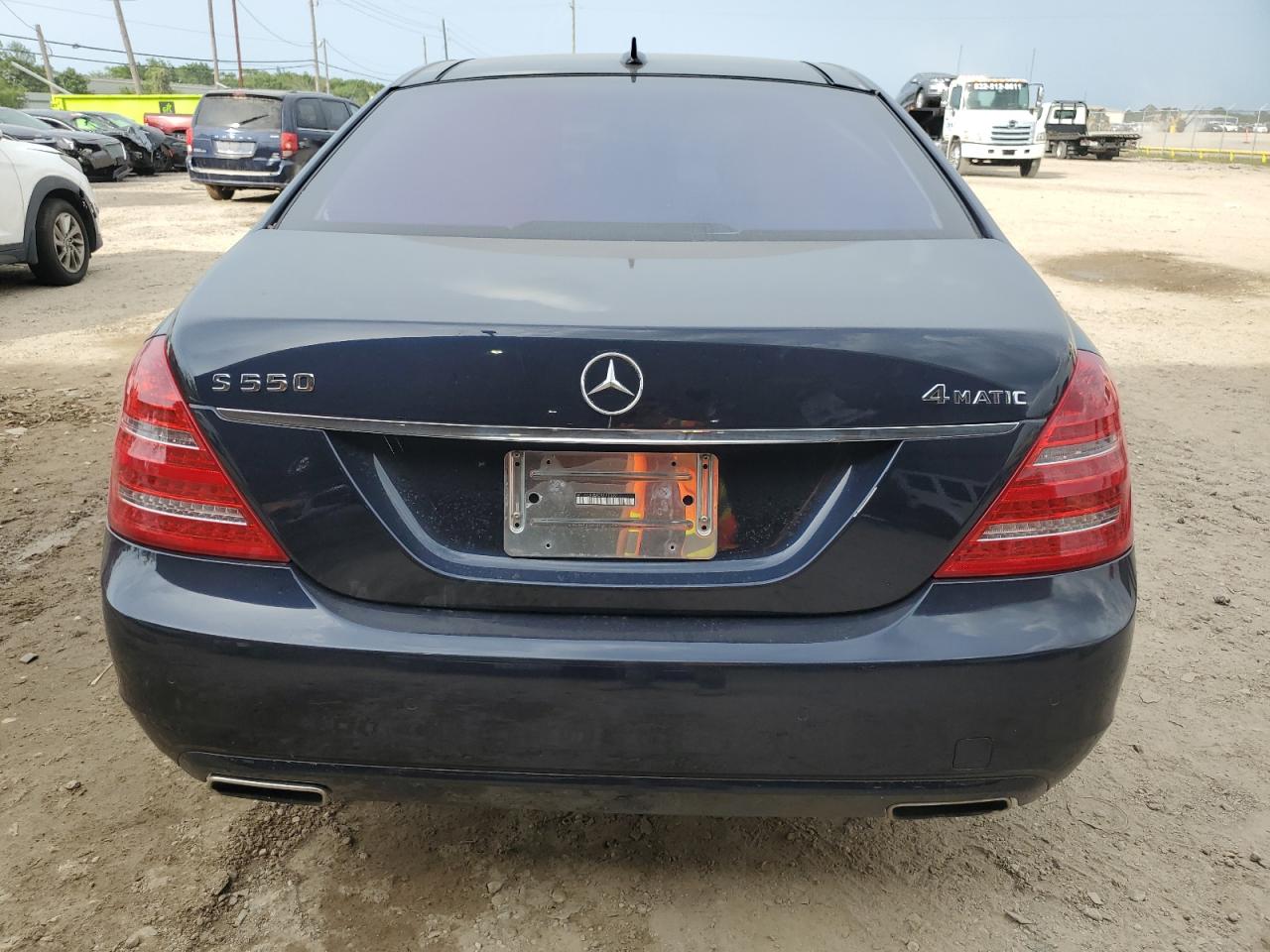 2013 Mercedes-Benz S 550 4Matic vin: WDDNG9EBXDA529039