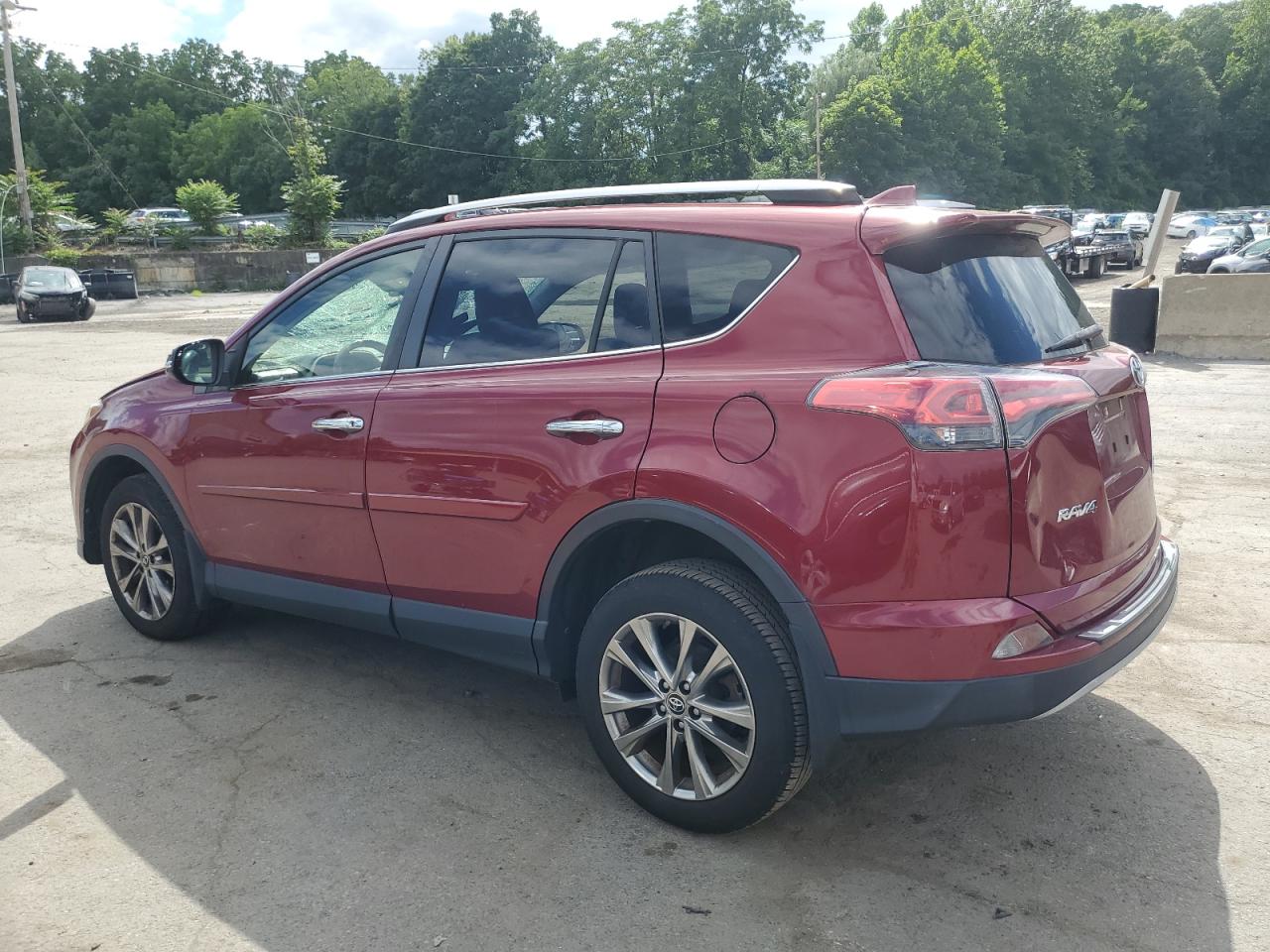 2018 Toyota Rav4 Limited vin: JTMDFREV9JD236052