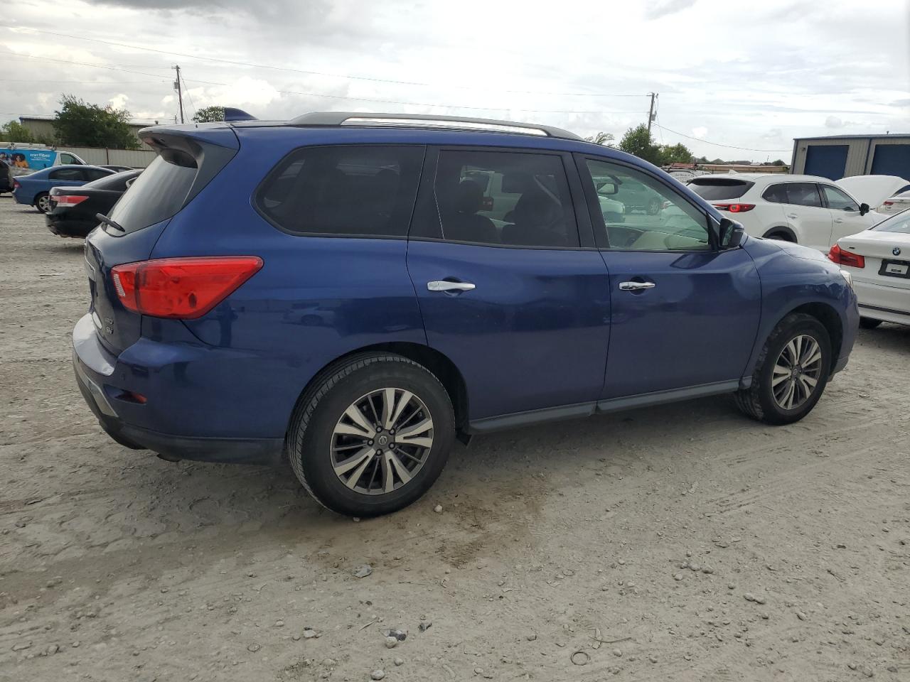 Lot #2784528682 2019 NISSAN PATHFINDER