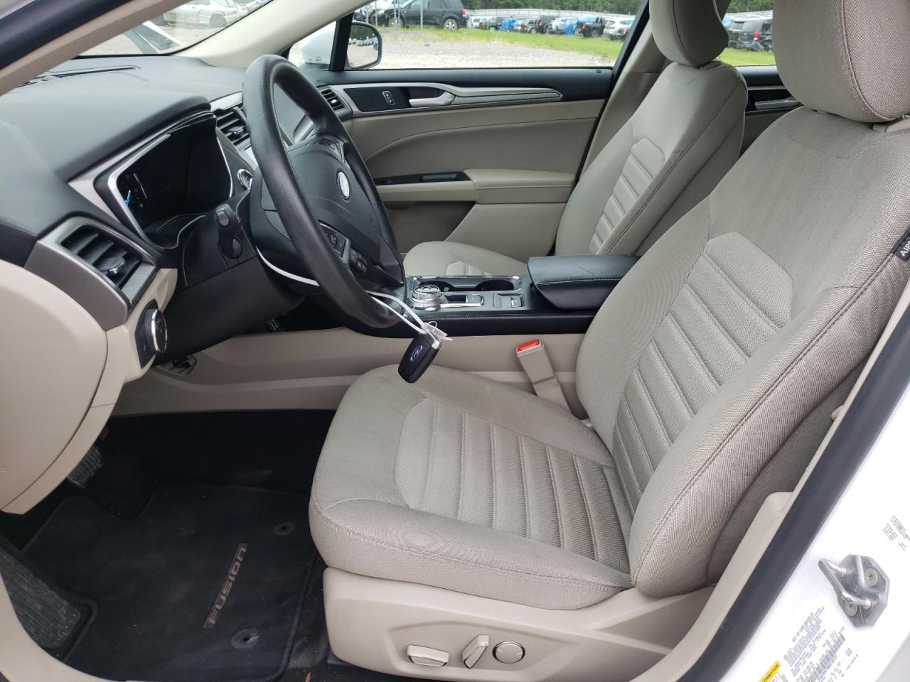 3FA6P0H79KR218535 2019 Ford Fusion Se