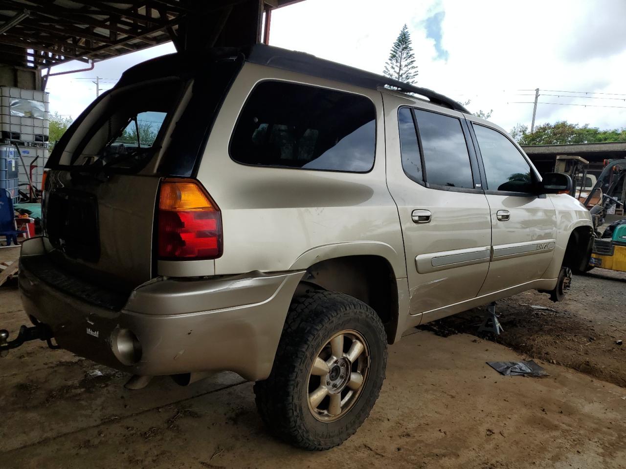 Lot #2893654841 2004 GMC ENVOY XL