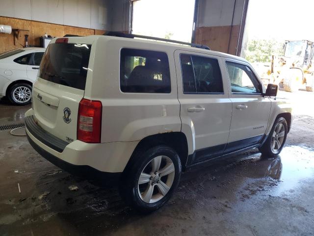 VIN 1C4NJRBB0DD180472 2013 Jeep Patriot, Sport no.3