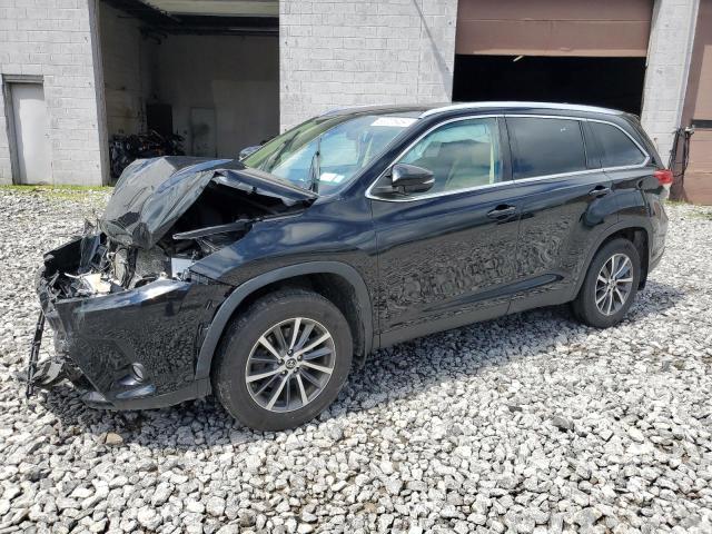 VIN 5TDJZRFH8KS582540 2019 Toyota Highlander, SE no.1