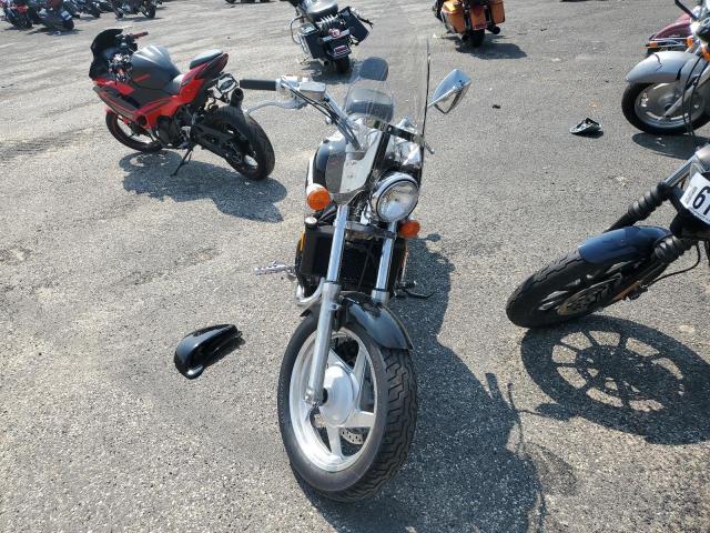 2001 HONDA VF750 C JH2RC43051M700180