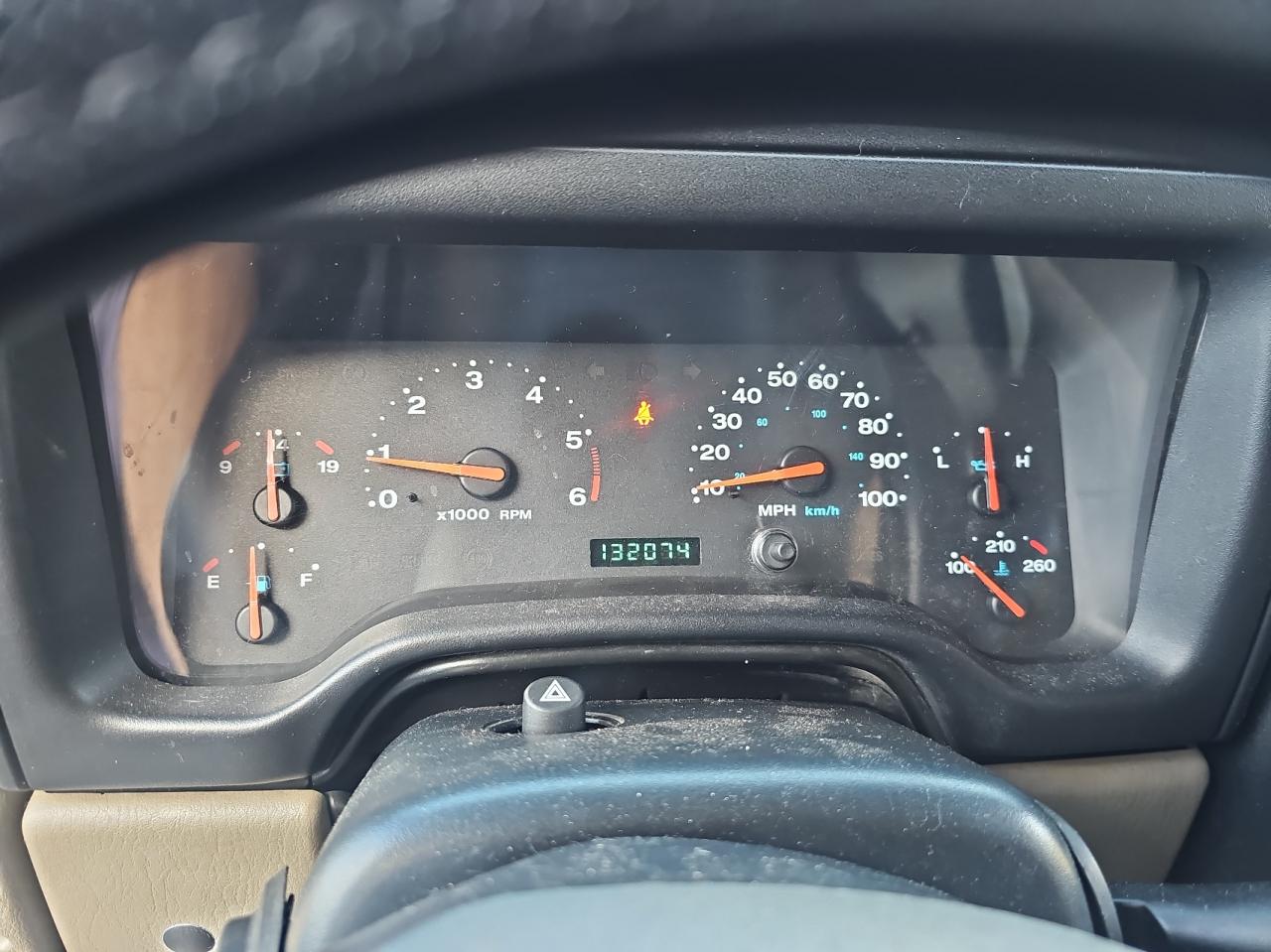 1J4FA49S04P742327 2004 Jeep Wrangler / Tj Sport