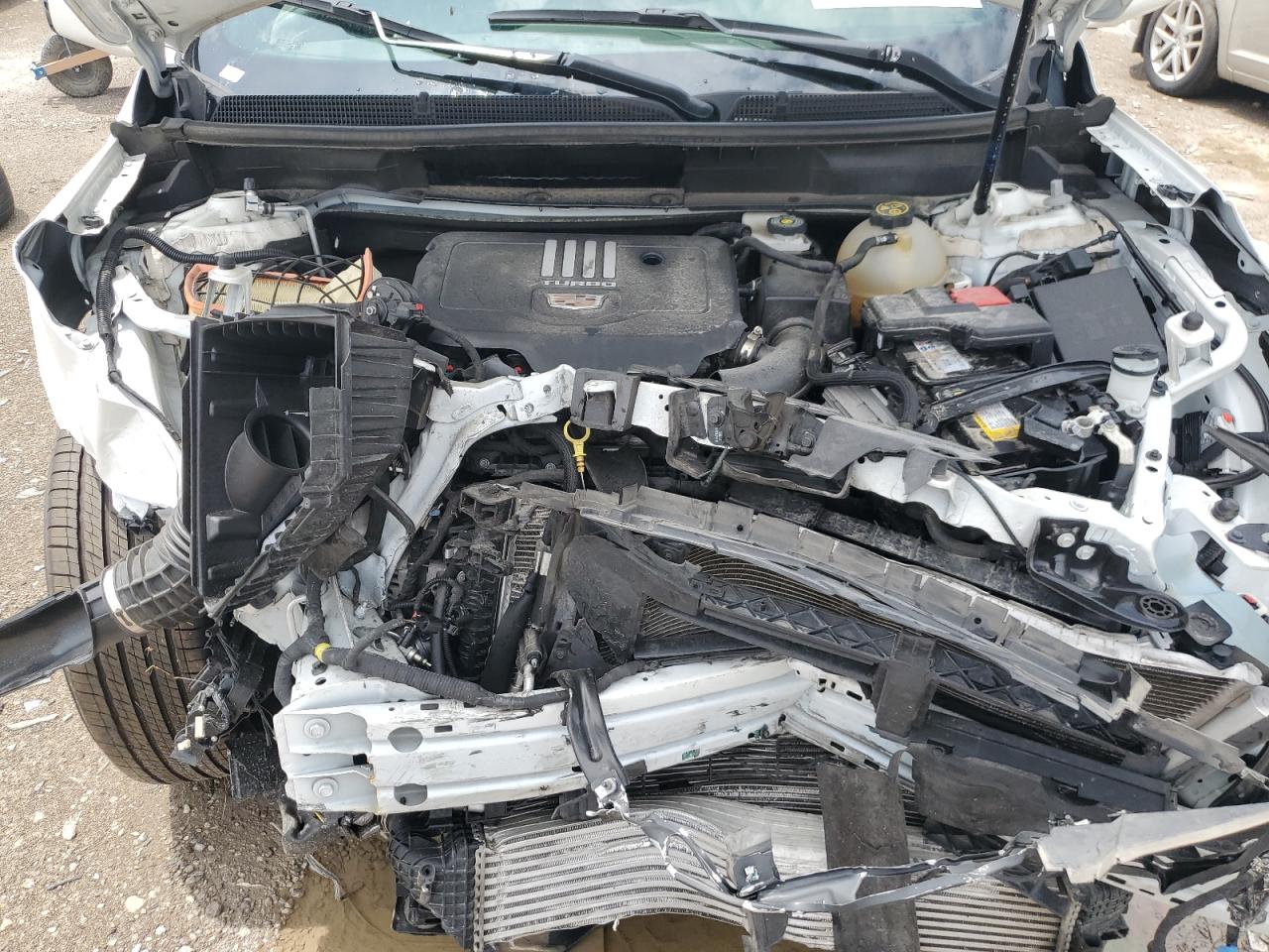 1GYKNCR41NZ175212 2022 Cadillac Xt5 Premium Luxury