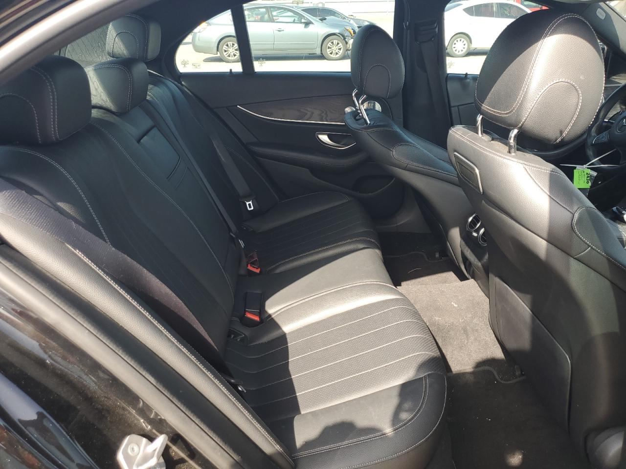 WDDZF4JB7JA387208 2018 Mercedes-Benz E 300