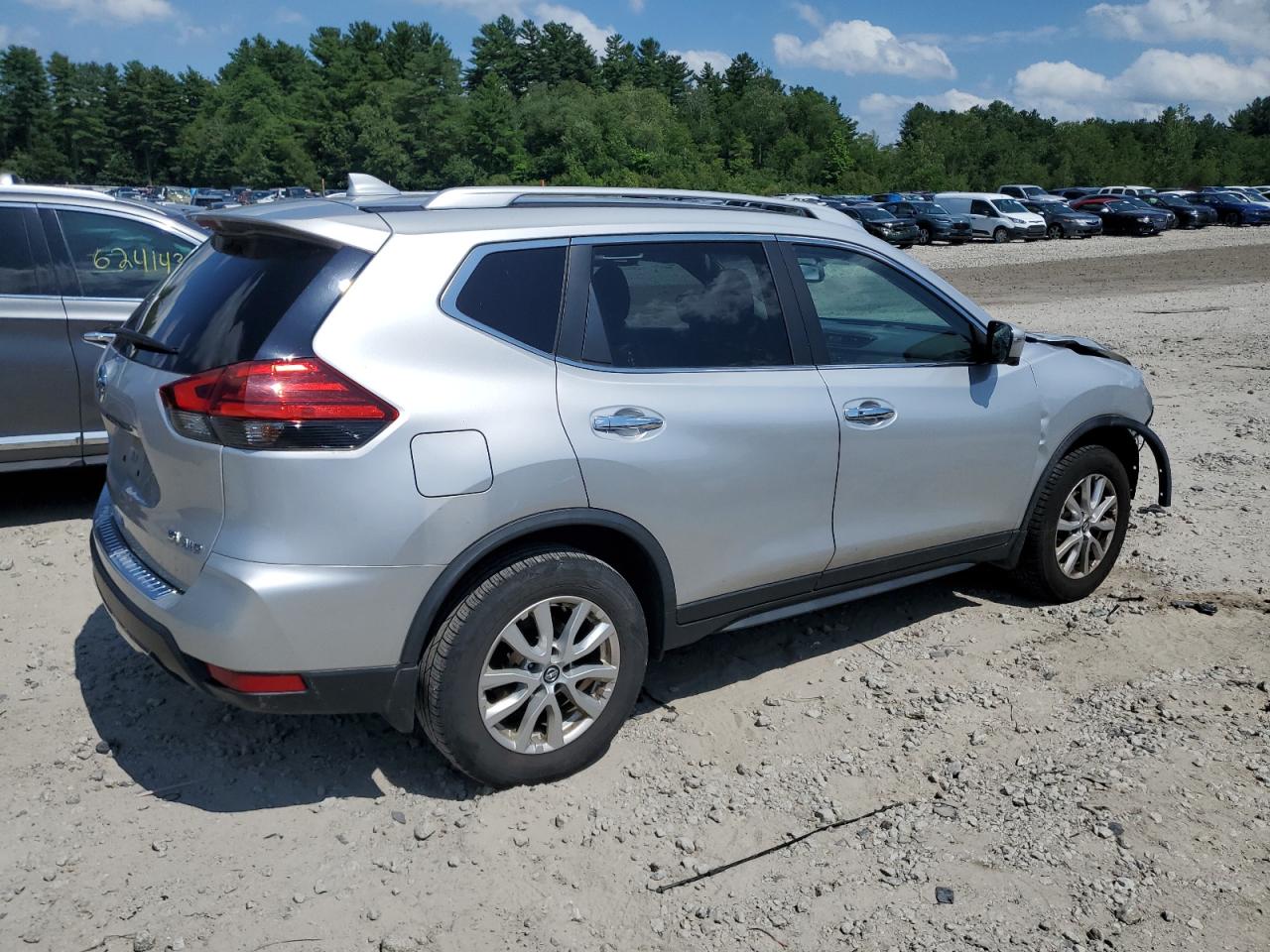 2017 Nissan Rogue S vin: JN8AT2MV9HW277840