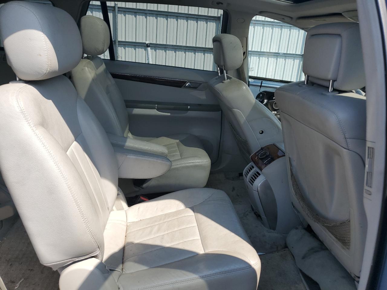 4JGCB65E66A009749 2006 Mercedes-Benz R 350