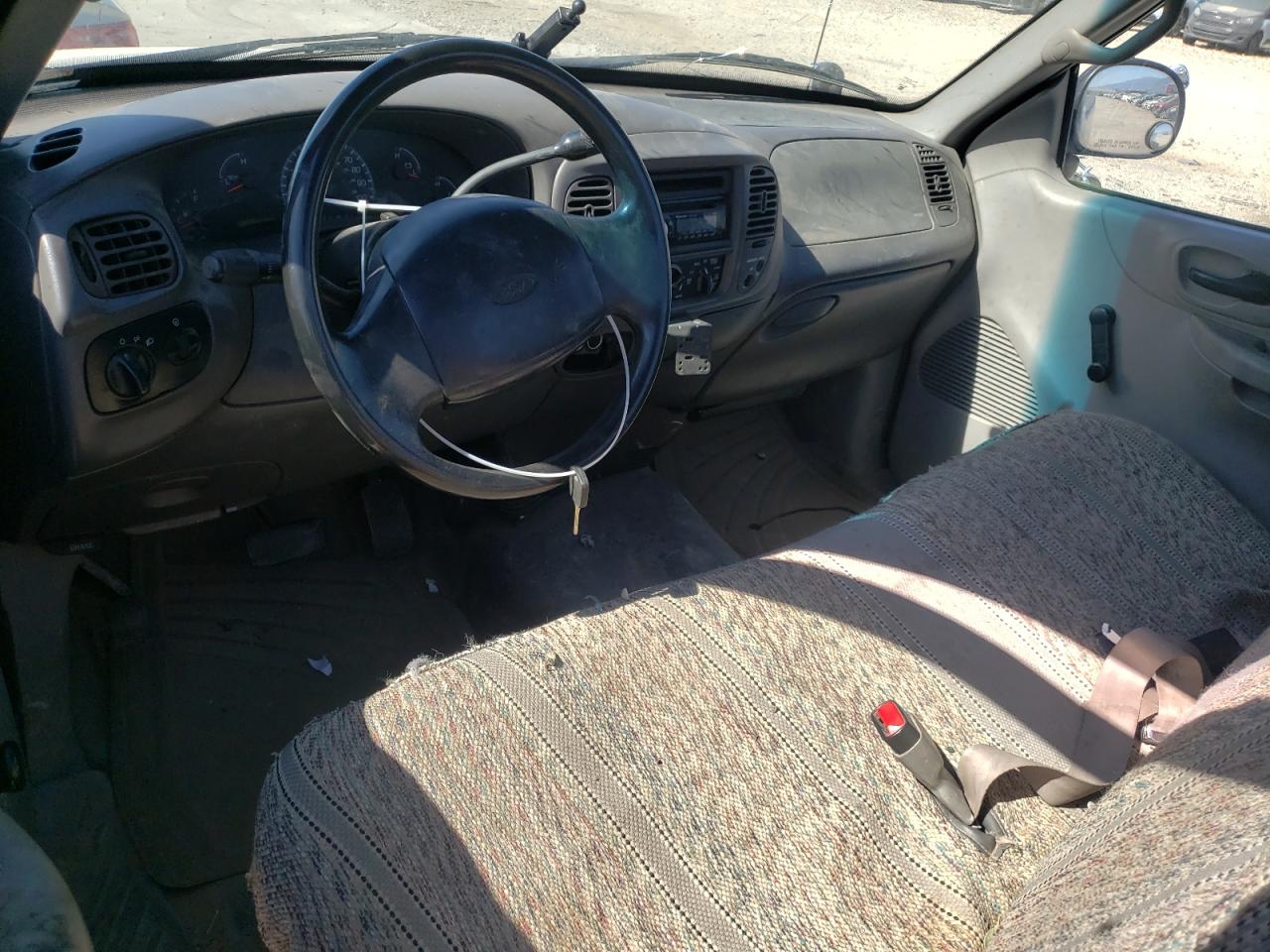 1FTRF17W5YNB88986 2000 Ford F150