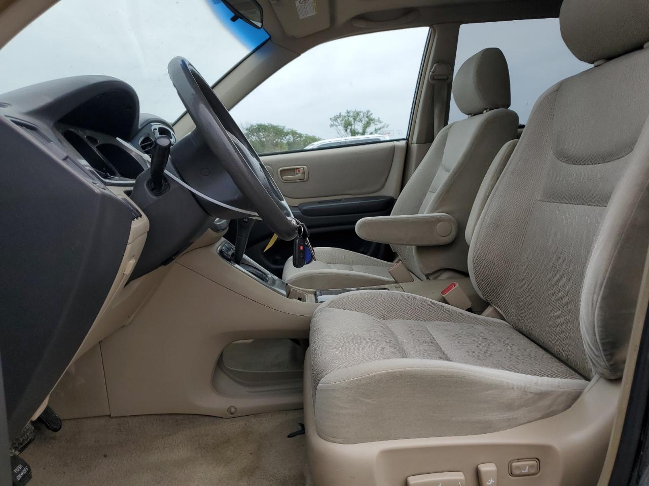 JTEGF21A230082846 2003 Toyota Highlander Limited