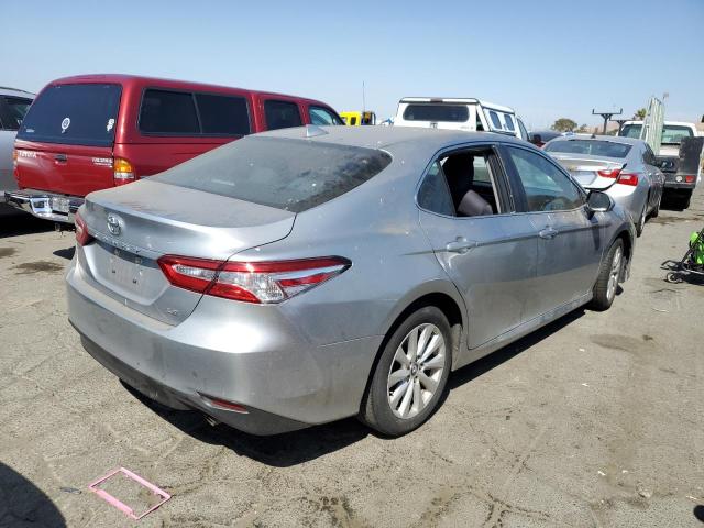 VIN 4T1B11HK3KU769035 2019 Toyota Camry, L no.3