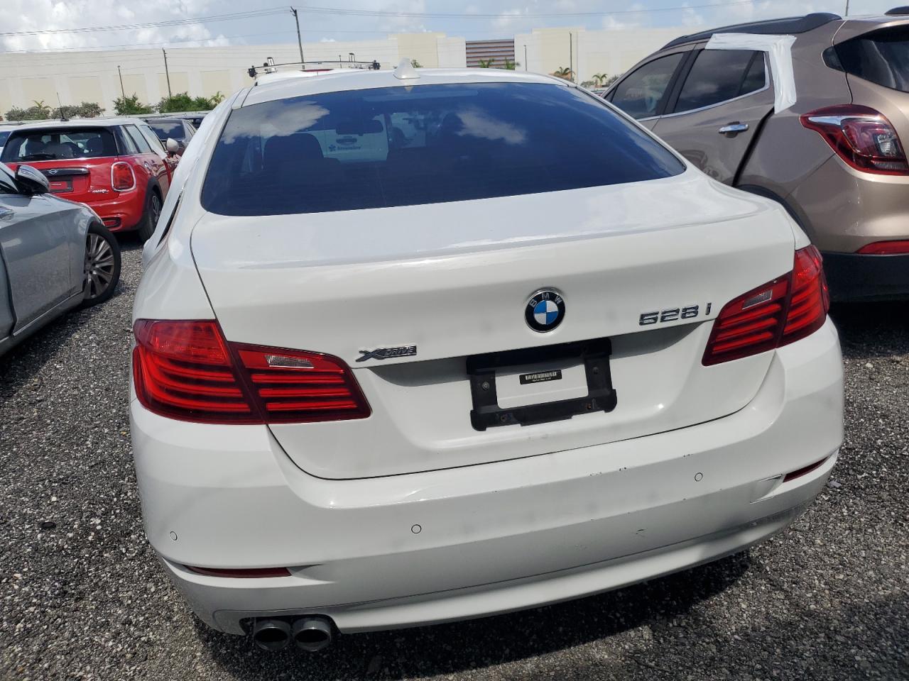 WBA5A7C56GG147103 2016 BMW 528 Xi