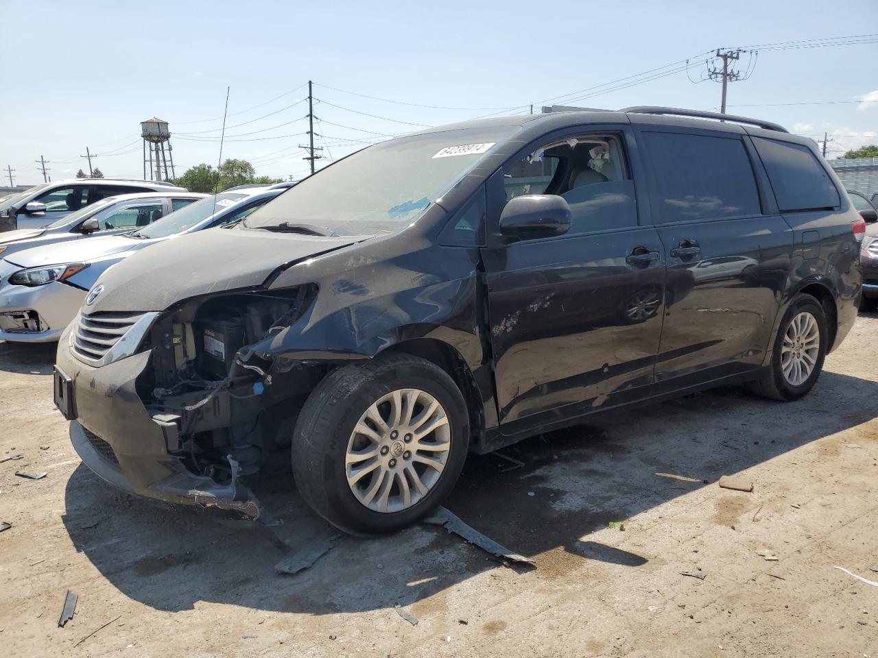 TOYOTA SIENNA XLE
