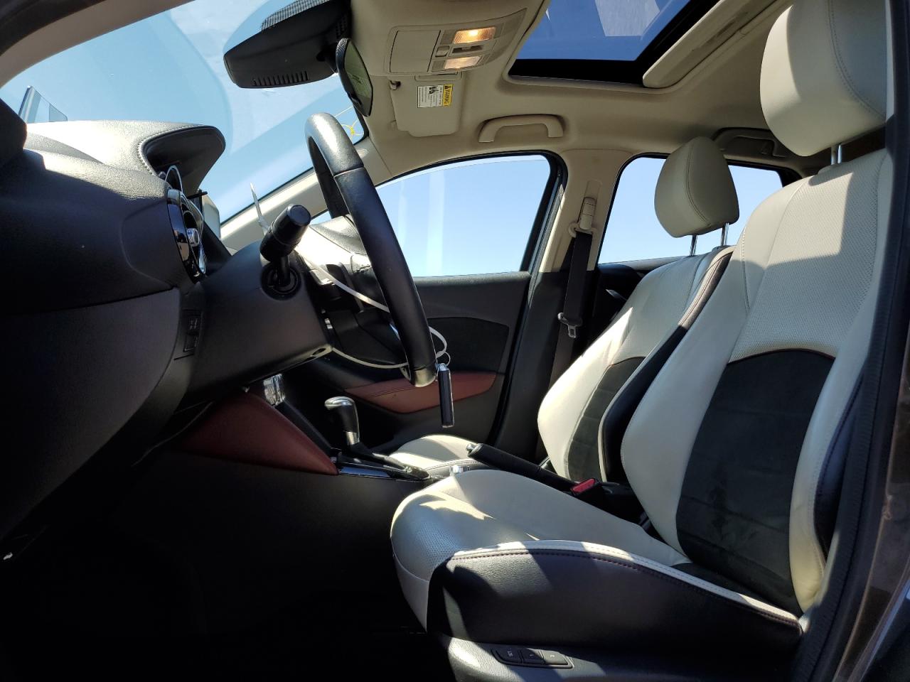 JM1DKFD78J0324613 2018 Mazda Cx-3 Grand Touring