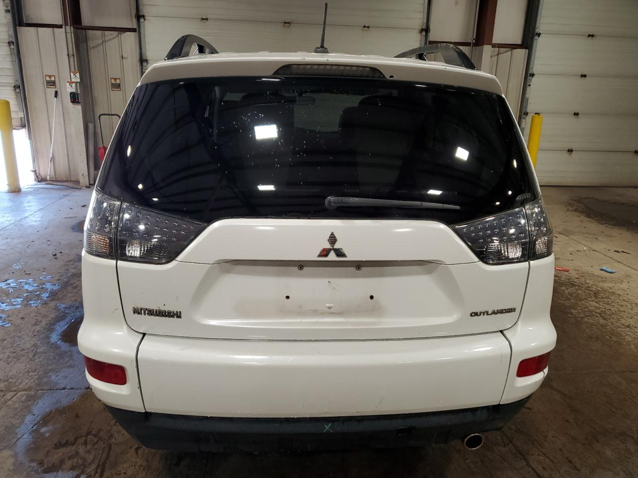 JA4JT3AWXBU008340 2011 Mitsubishi Outlander Se