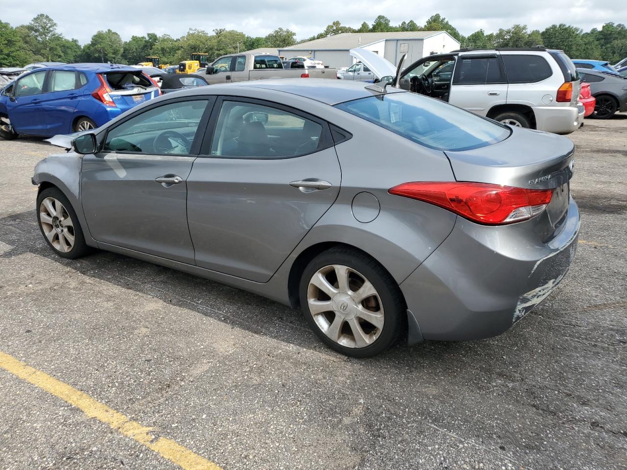 5NPDH4AE3DH337976 2013 Hyundai Elantra Gls