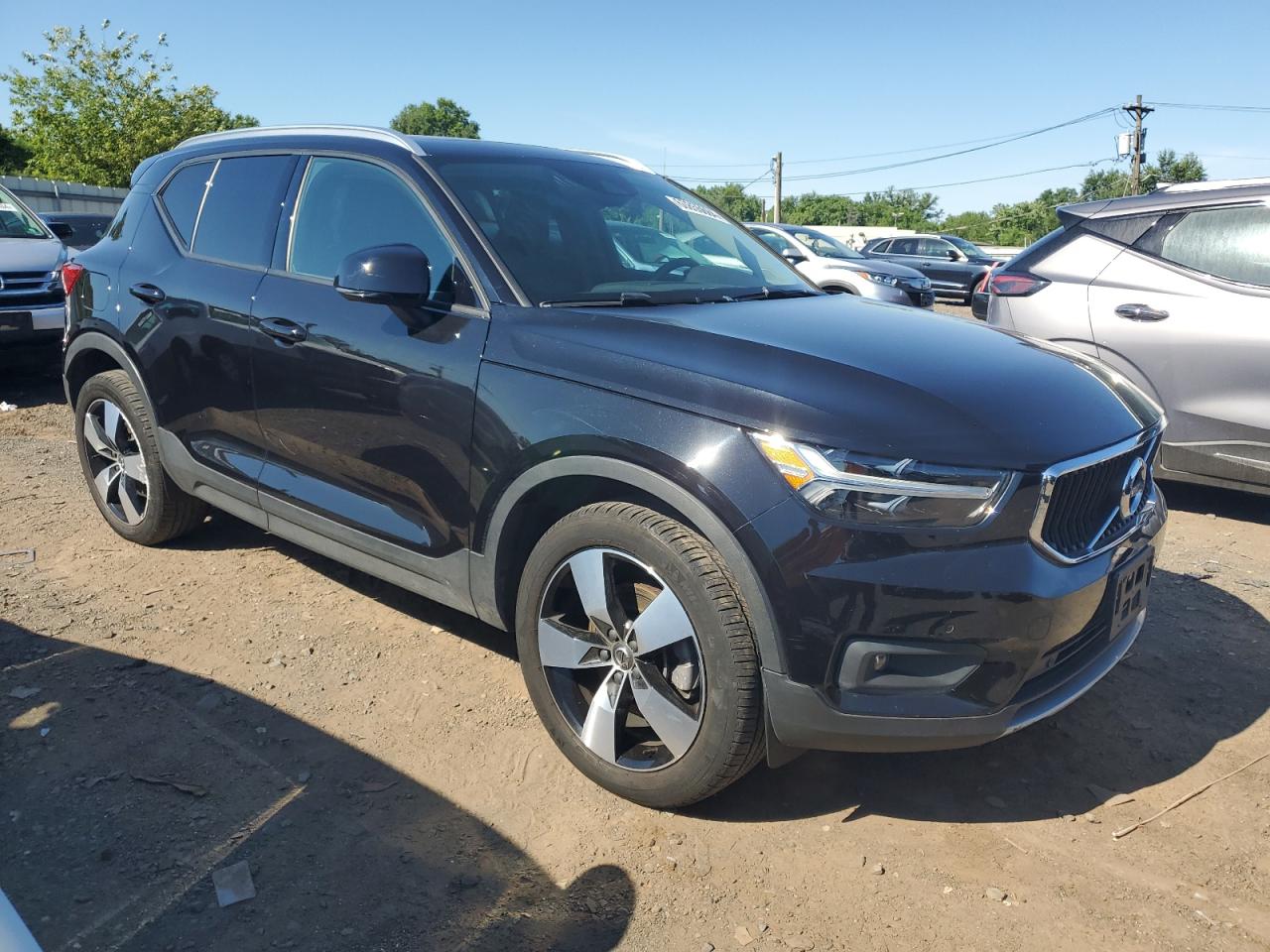 YV4162UK8M2407436 2021 Volvo Xc40 T5 Momentum