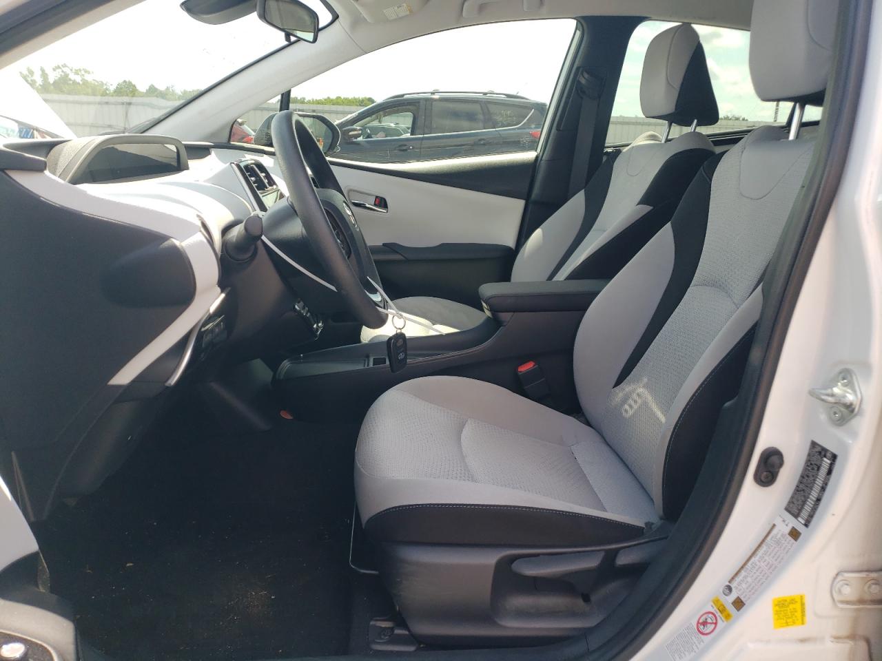 JTDKAMFU9N3155692 2022 Toyota Prius Night Shade