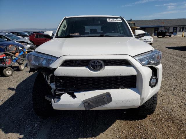 2019 TOYOTA 4RUNNER SR - JTEBU5JR0K5733383