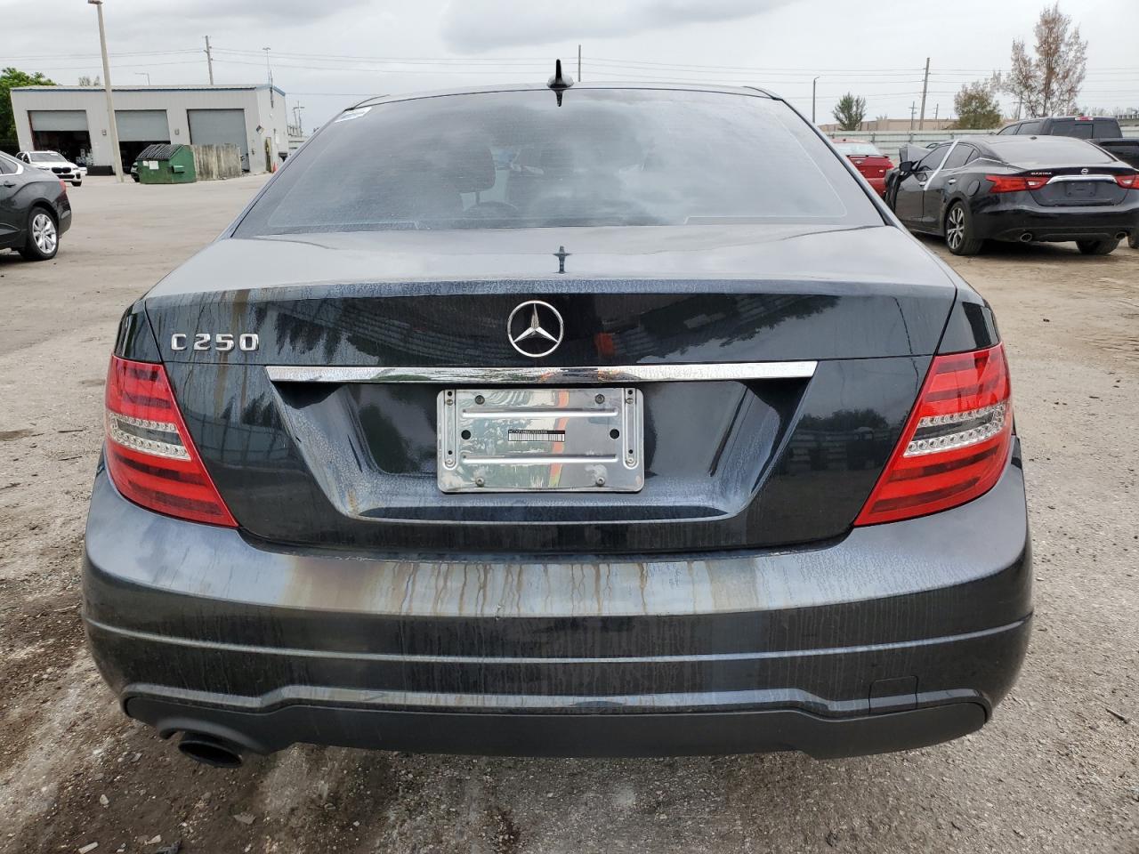 WDDGF4HB6CR206598 2012 Mercedes-Benz C 250